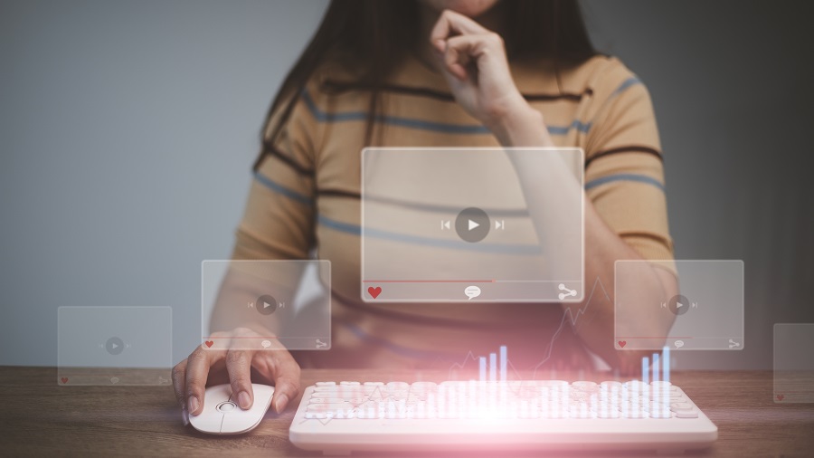Reaching New Heights In the Journey of YouTube Earnings By Making Content Using AI